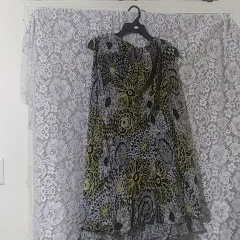 I'm selling a skirt for $10